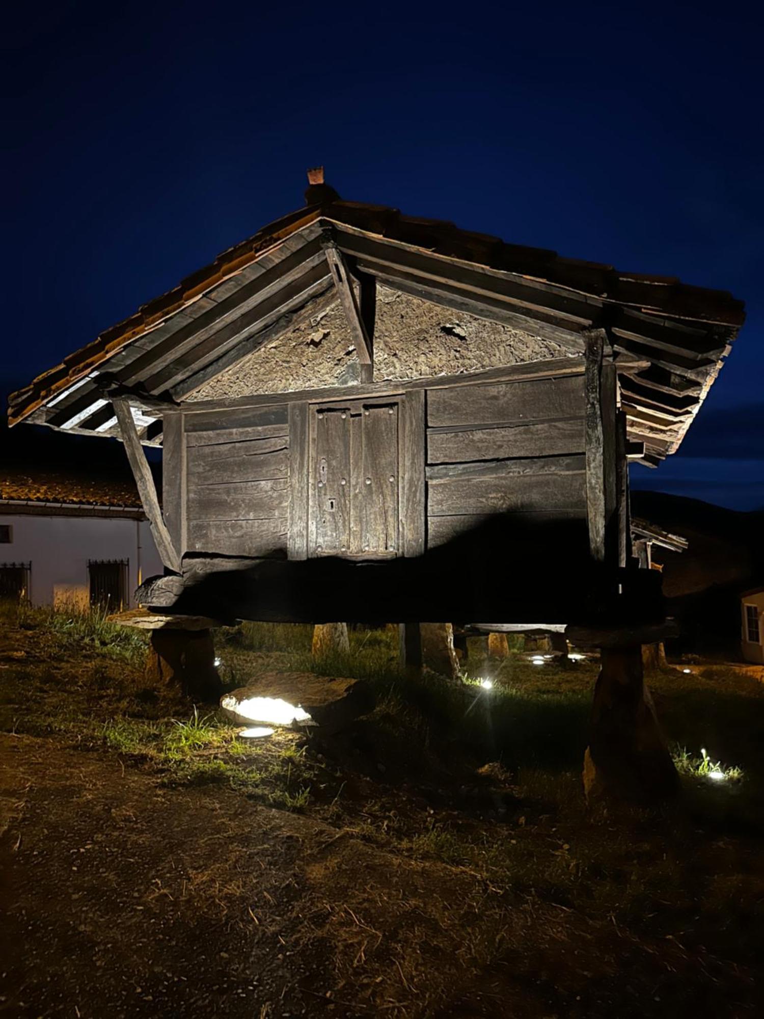Los Tres Horreos Felechas Exterior foto